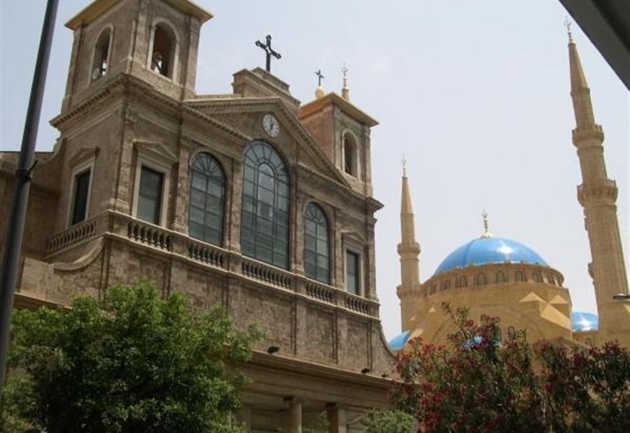 حرس المجلس "يقطع الطريق" أمام مؤمنين في وسط بيروت؟!