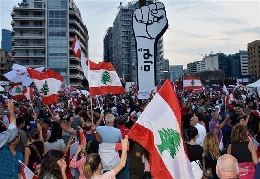 رئيس مستقبلي يتبنى "الثورة"