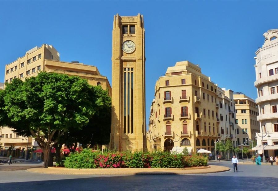تخلٍّ عن لبنان
