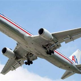 اتصال يتسبّب بإخلاء طائرة أميركية