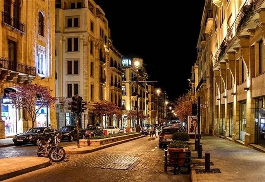 "البلد يقترب من حافة هاوية"!