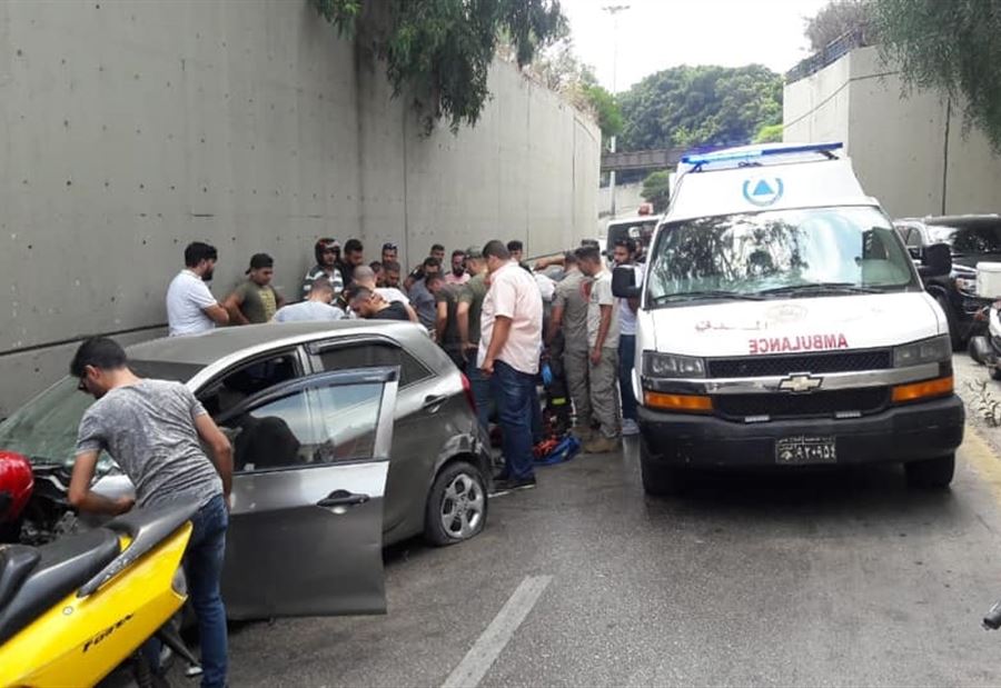 جريح اثر حادث ير على اوتوستراد شاتيلا