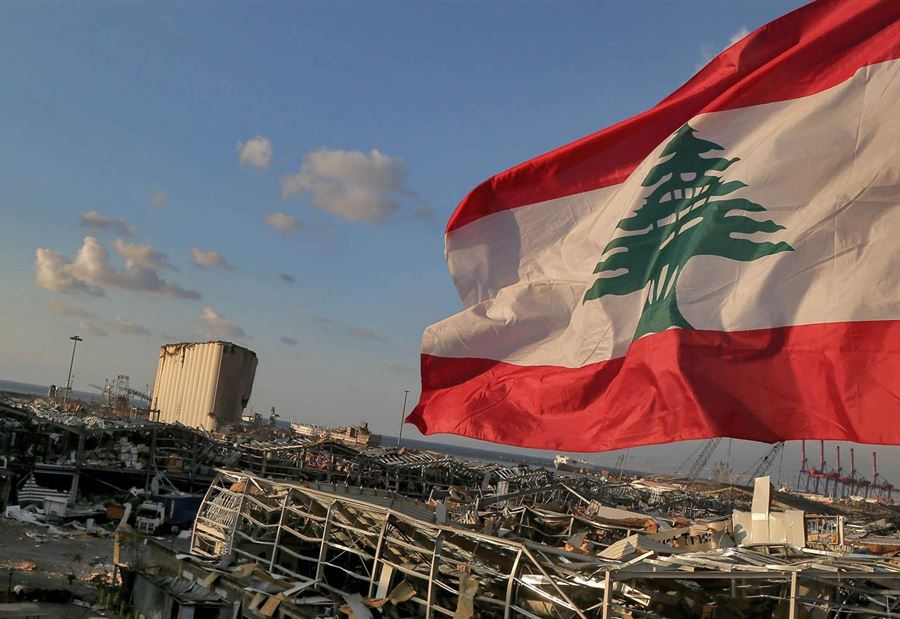 "طلبٌ" من السفير البريطاني إلى قادة لبنان