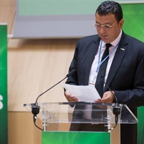 رجل أعمال لبناني موقوف بإيران مضرب عن الطعام رجل أعمال لبناني موقوف بإيران مضرب عن الطعام