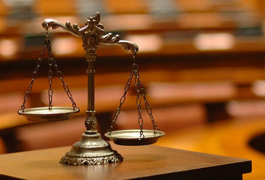 بلاغُ بحثٍ وتحرٍّ بحق نائبين سابقين