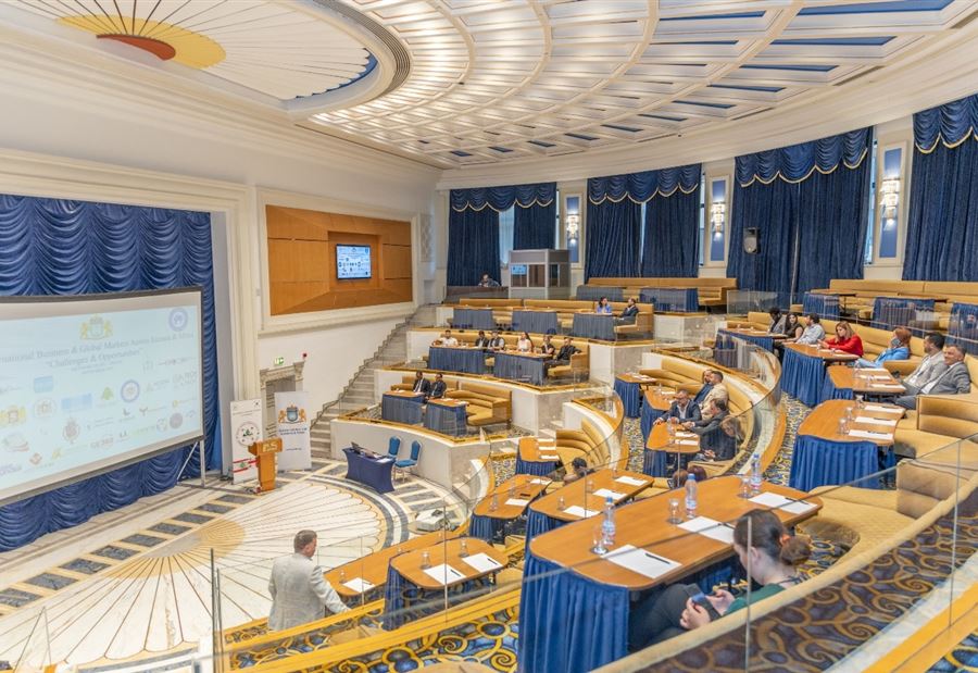 "فرصة رائعة"... إختتام المنتدى الدولي لرجال أعمال النخبة