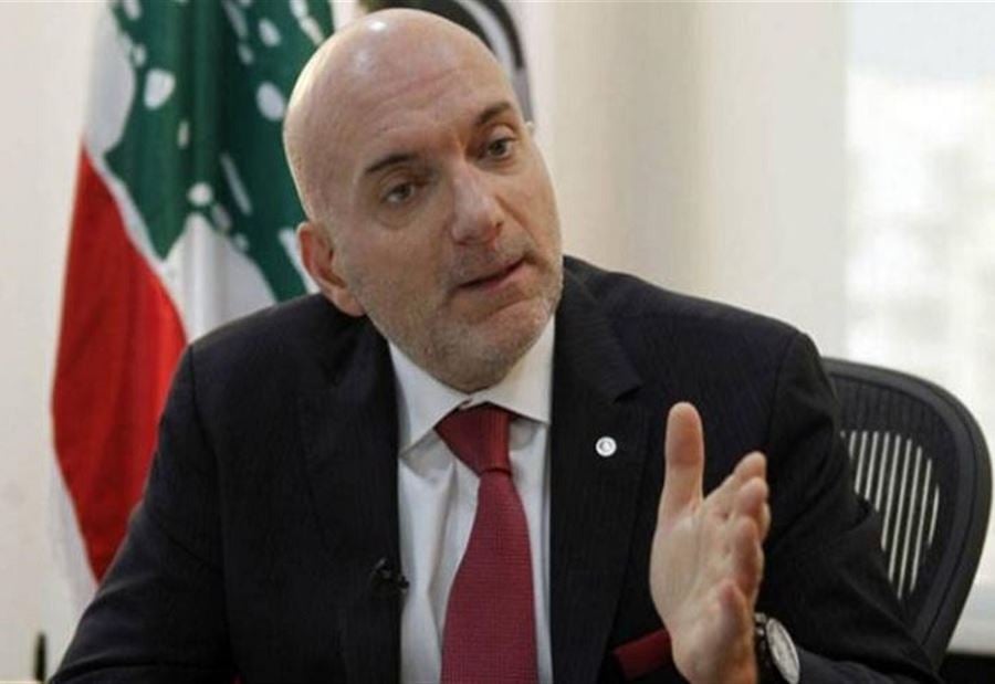 "بقيمة مليون دولار"... حكيم يكشف عن "فضيحة داخل الجامعة اللبنانية"
