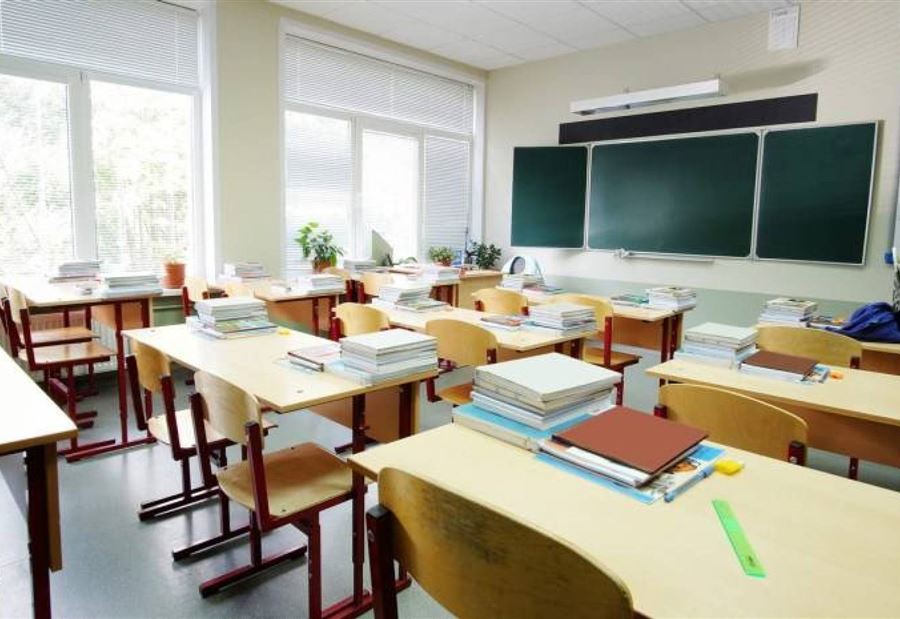 ماذا قال وزير التربية عن تأجيل العام الدراسي مرّة ثانيّة؟