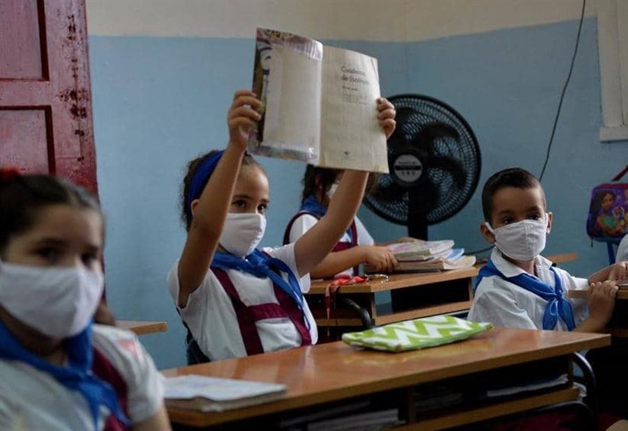 أطفال المدارس وكورونا... علماء يُنبّهون لخطر لم يكن في الحسبان