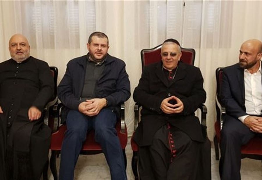 وفد من حزب الله جال على فاعليات صيدا مهنئا بالميلاد