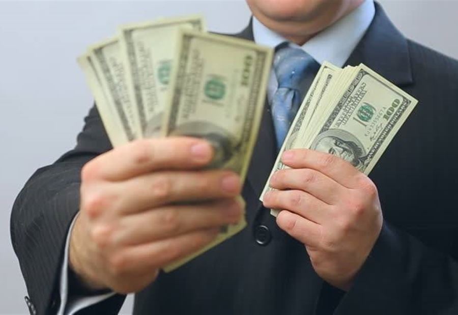 أثرياء السياسة