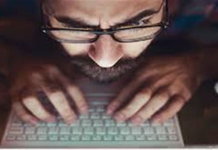 وسائل التواصل الاجتماعي تعزز اعتلالا عقليا قد يكون قاتلا 