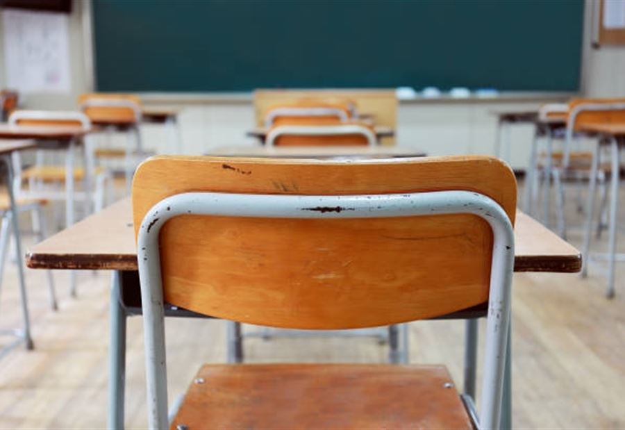 تمديد إقفال المدارس جنوبًا