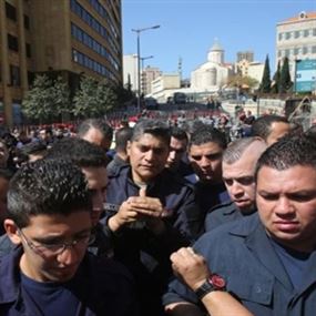 إقرار تثبيت متعاقدي الدفاع المدني
