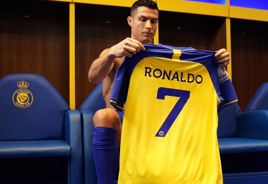 قرارٌ مفاجىء... ماذا أبلغ رونالدو إدارة نادي النصر؟