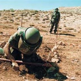 تفجير ذخائر في محيط بلدات جنوبية تفجير ذخائر في محيط بلدات جنوبية