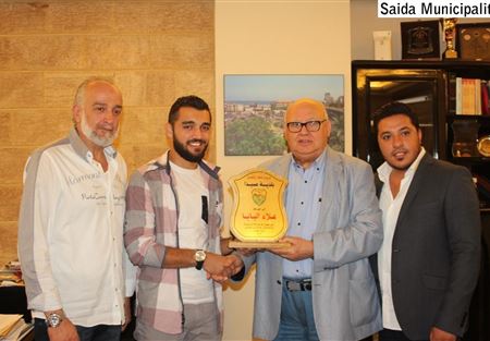 السعودي كرم هداف دوري كرة القدم علاء البابا