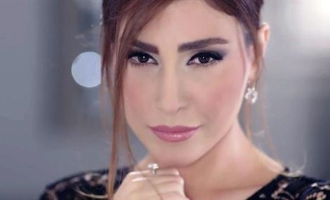 يارا: الفنان هو من يصنع ألقابه