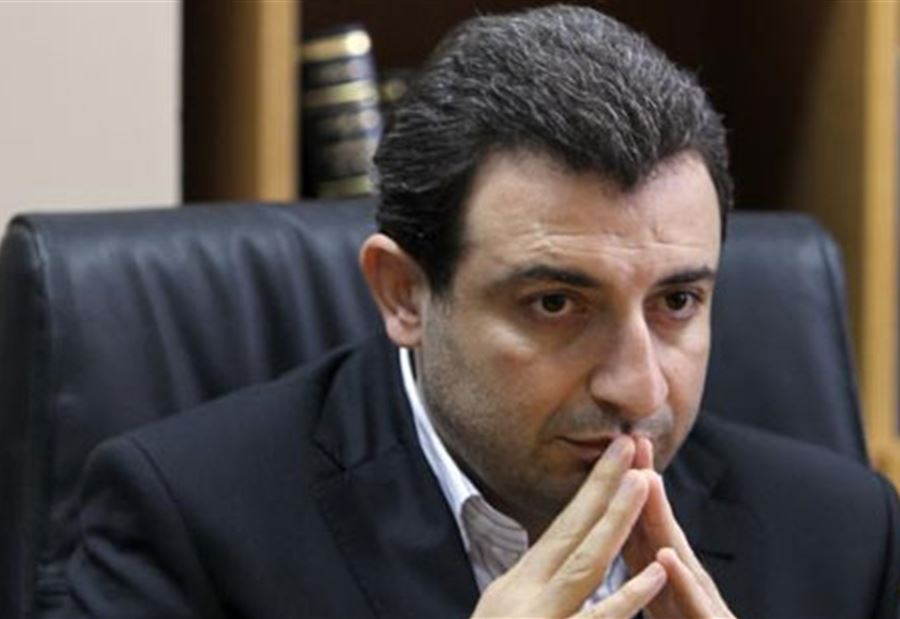 أبو فاعور يستوضح بستاني أبو فاعور يستوضح بستاني