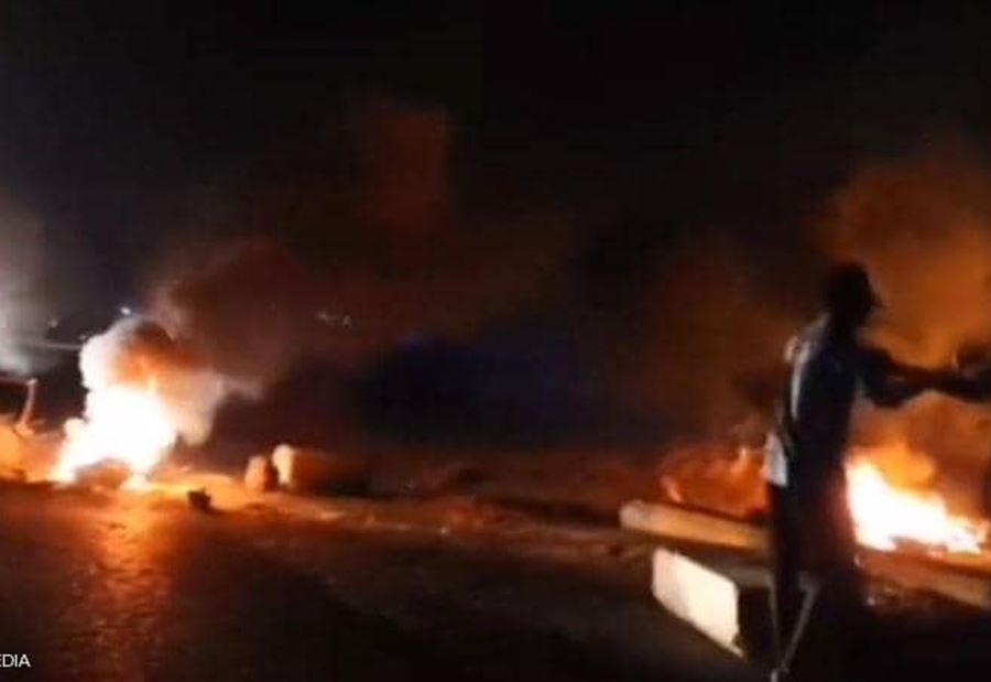 الخرطوم.. إنتشار عسكري وإعتقالات وإغلاق جسور الخرطوم.. إنتشار عسكري وإعتقالات وإغلاق جسور