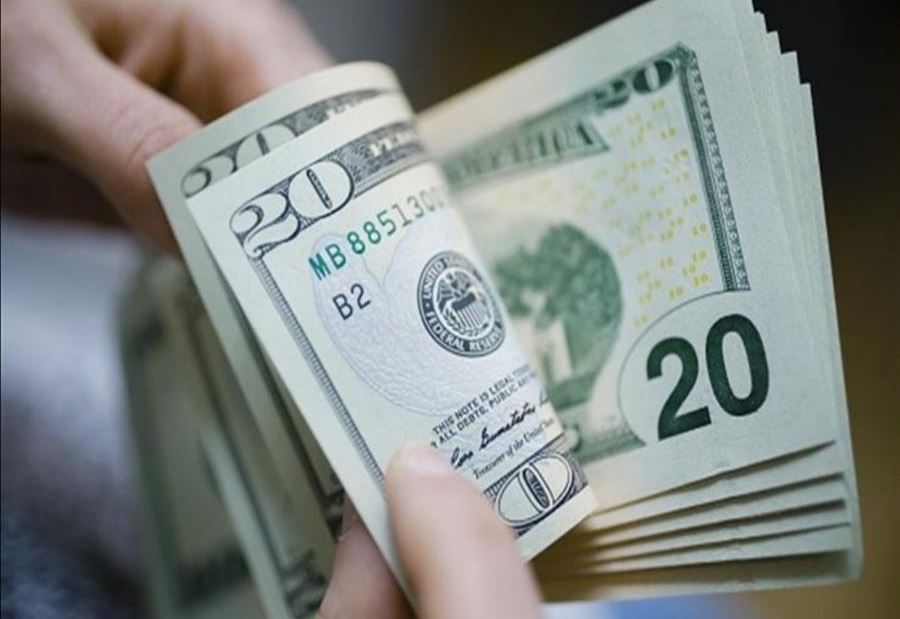 كيف أقفلَ دولارُ السوق السوداء مساء اليوم؟