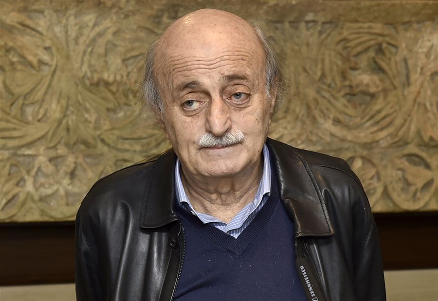 جنبلاط: أخيراً اتخذوا القرار!