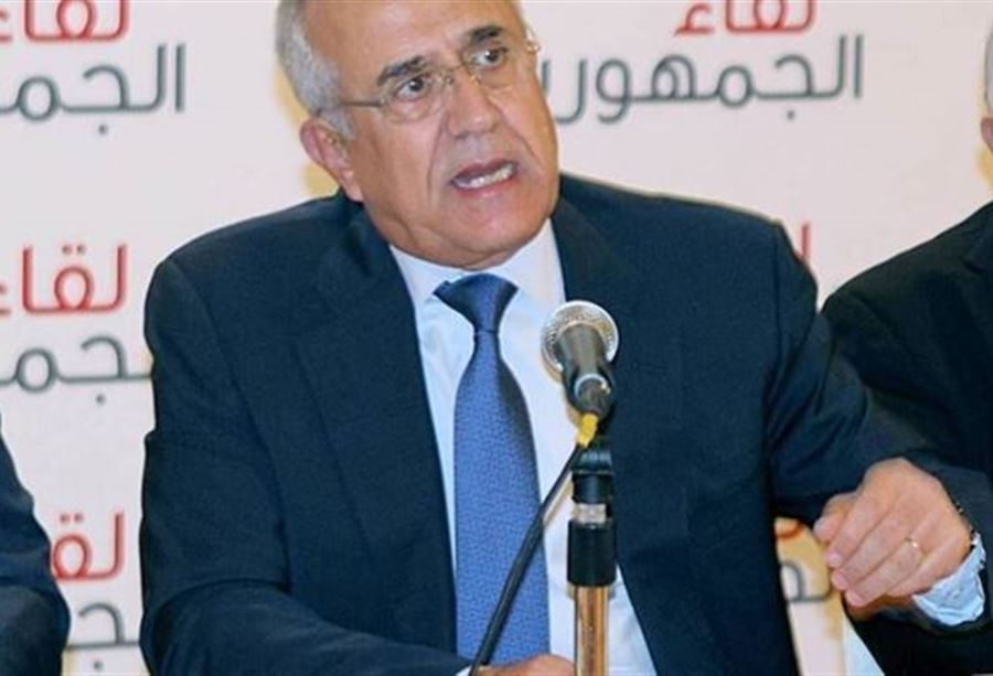 سليمان يرد على عون ودياب بشأن "شحنة الأمونيوم" سليمان يرد على عون ودياب بشأن "شحنة الأمونيوم"