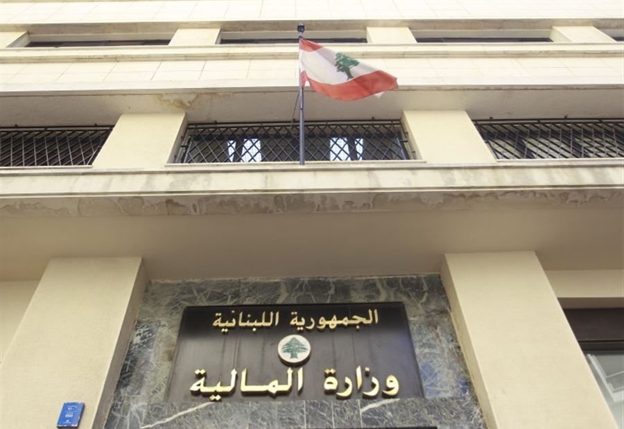"تسعيرة جديدة للمحروقات على 12000"... نفيٌ من المالية!
