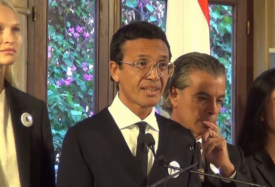 أفراد عائلة عمر حرفوش تتعرض للتسمم الغذائي... صور من المستشفى 