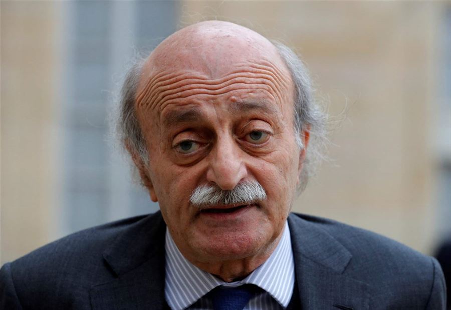 جنبلاط يحذر من توهّم استغلال تداعيات العدوان لمواجهة فريق داخلي