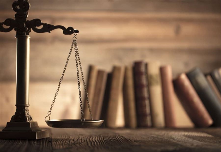 اجتماعٌ "قضائيٌّ "هام" بشأن "مخالفات" الأملاك البحرية