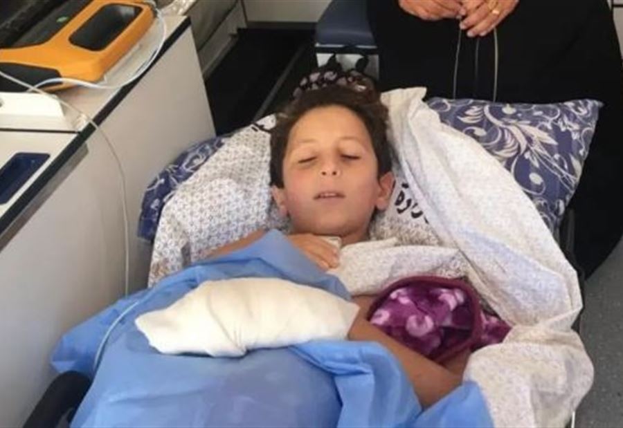 "كلموا المصريين يخلوني أمشي"... مناشدةٌ من طفل مبتور القدم!