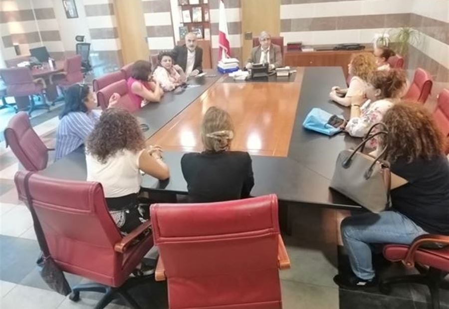 المجذوب يتابع مطالب المعلمين المصروفين من المدارس 