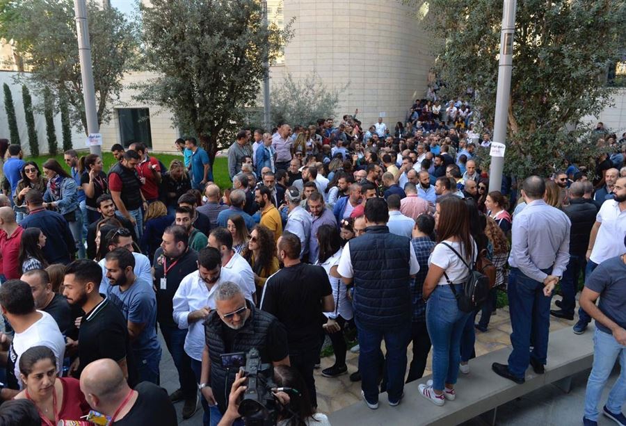 "على الشركتين الإلتزام بتعهداتهما"... صرخةٌ لـ "موظفي ألفا وتاتش"!