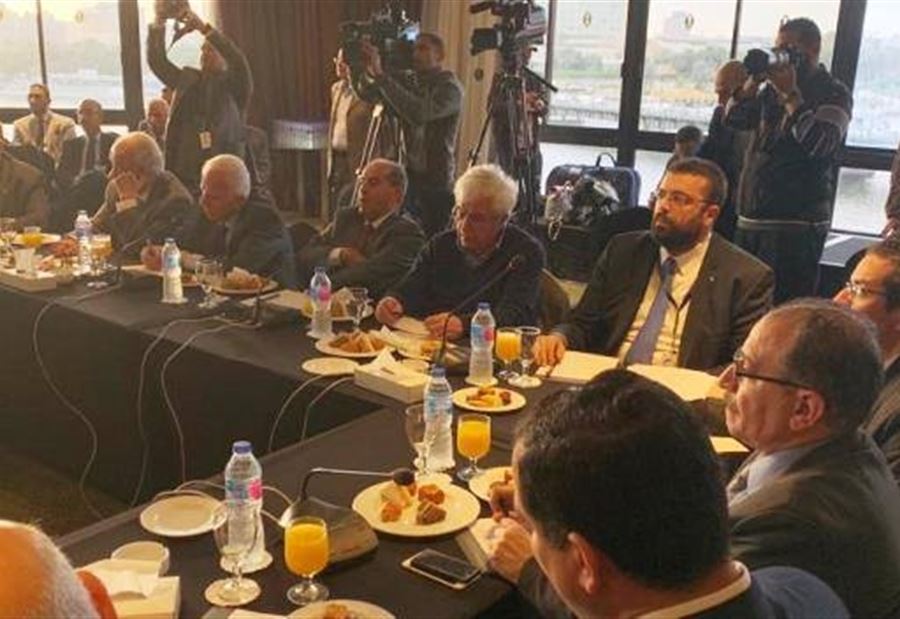 أحمد الحريري: هل نسينا البندقية اذا يَبِسَ غصن الزيتون؟
