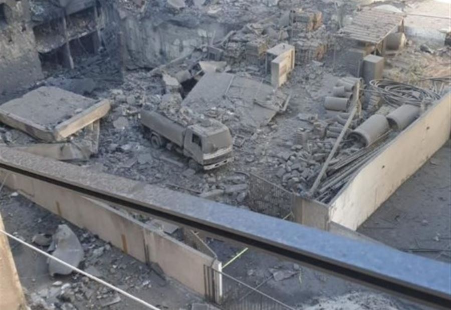 بالفيديو: لحظة إستهداف مدينة صور بغارات عنيفة!