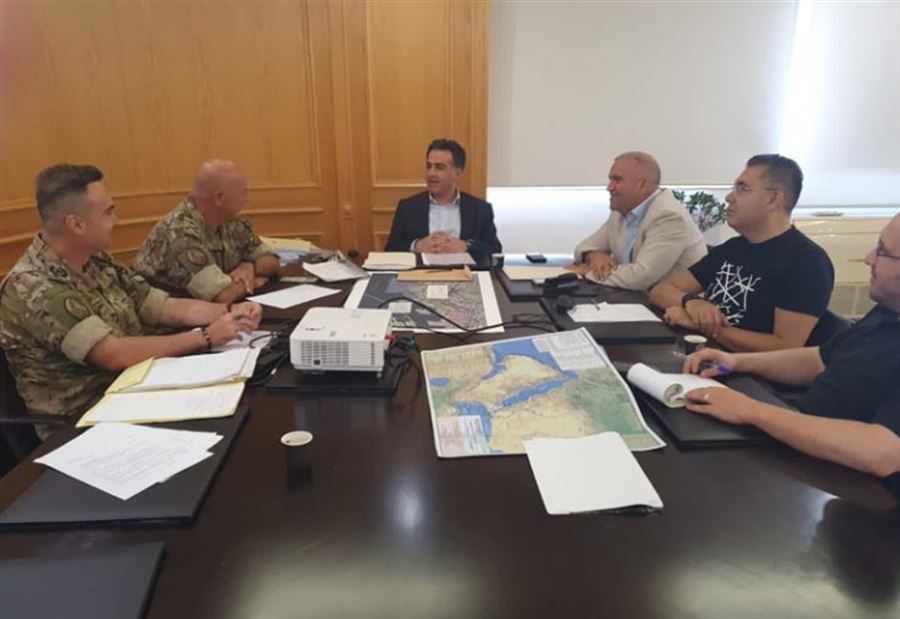 "تصويباً للبوصلة" …تغريدةٌ لحمية