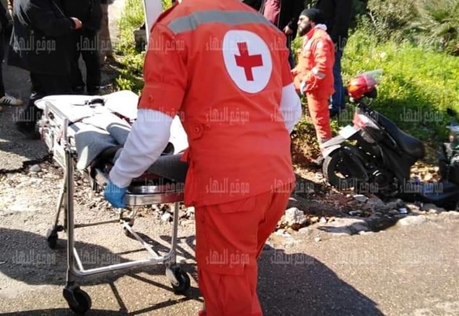 بالصور: جريح نتيجة حادث صدم في بشامون