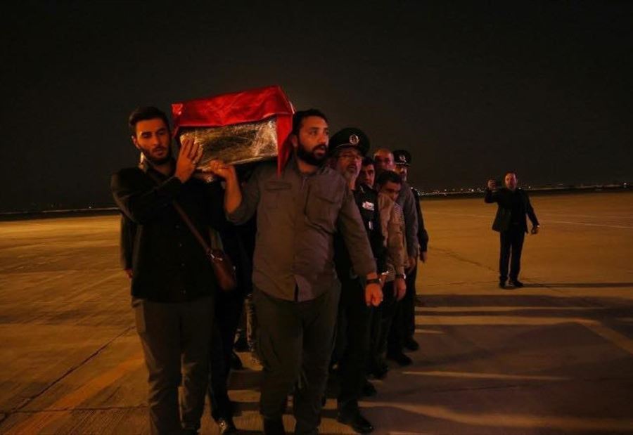 "استشهد بجانب حسن نصر الله"... وصول جثمان قيادي بارز  إلى العراق