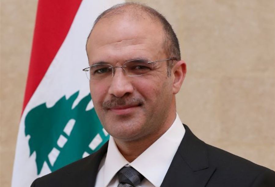 تسلم وتسليم في وزارة الصحة ... "نمر بظروف صعبة" تسلم وتسليم في وزارة الصحة ... "نمر بظروف صعبة"