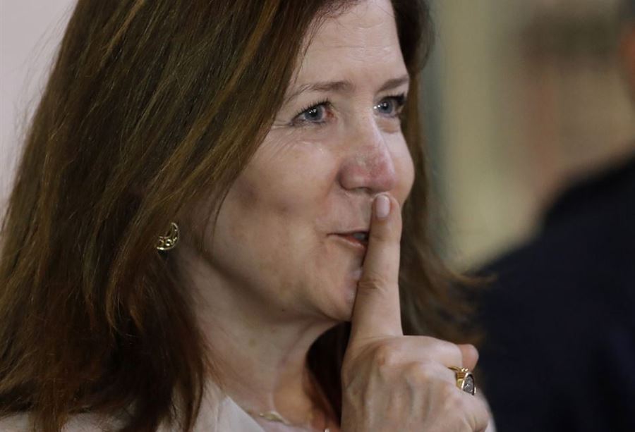 السَفيرةُ الأميركيّة تبحثُ عن وزيرِ الخارجية! السَفيرةُ الأميركيّة تبحثُ عن وزيرِ الخارجية!