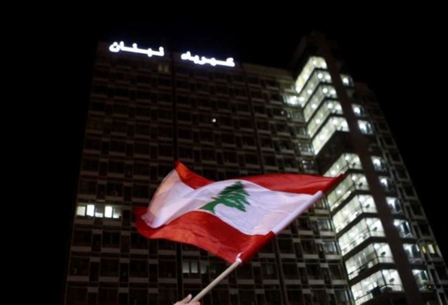 إرتفاع الدولار بسبب الكهرباء... من يدفع الثمن؟!
