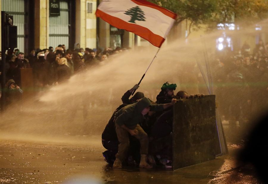 "فضيحةٌ كبرى".. هل يتهرَّبُ لبنان من سويسرا؟