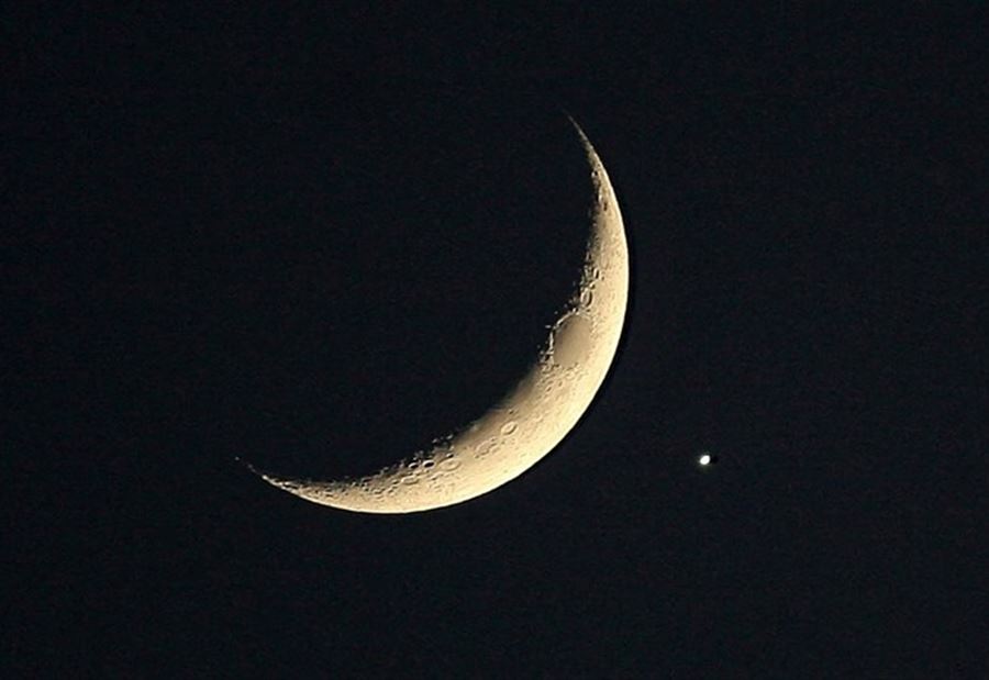 "الفلك الدولي" يُعلن أول أيام عيد الفطر 