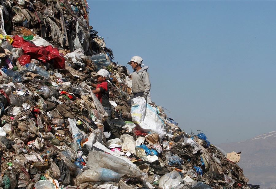 سبع أساطير عن 