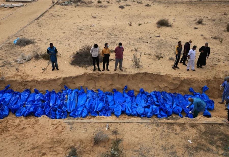 بعد اكتشافها بخانيونس... أول تعليق أميركي على "المقابر الجماعية"!