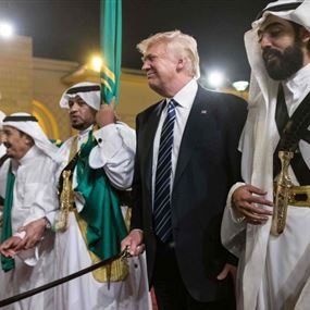 بالفيديو: ماذا قال ترمب للملك سلمان؟
