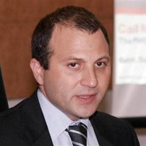 باسيل يتهرّب من...الإعلام