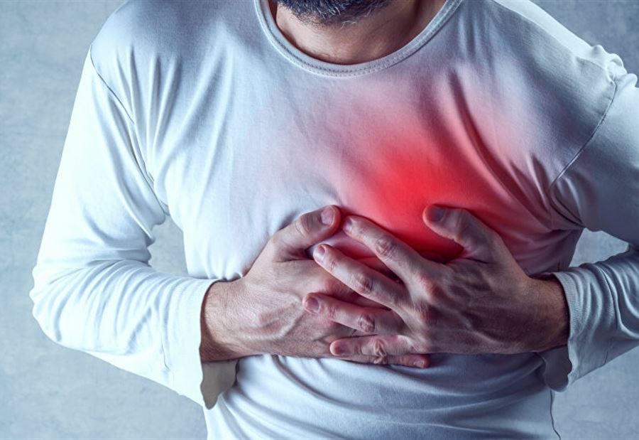 الأطعمة التي ينبغي تجنبها لتقليل خطر الإصابة بنوبة قلبية