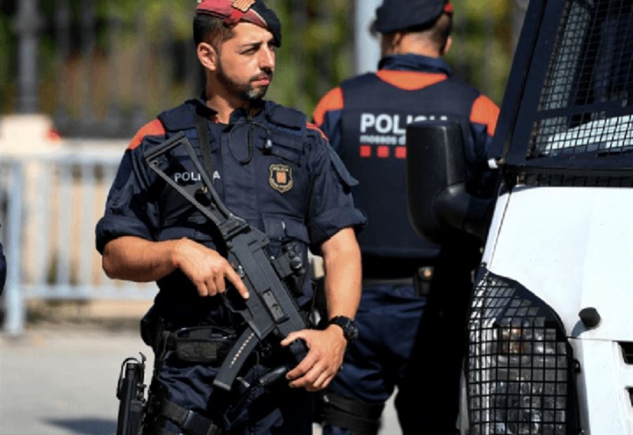 الشرطة الإسبانية احتجزت القنصل المصري في مدريد